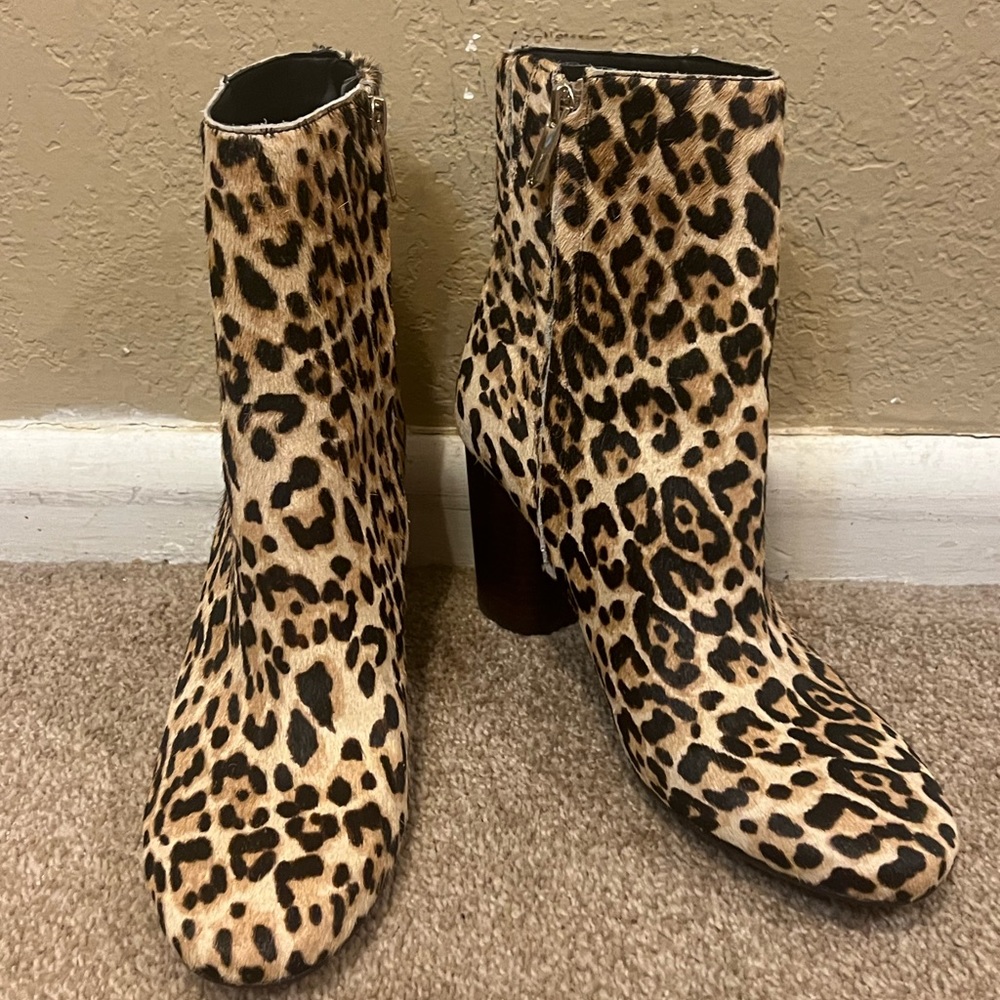 Sam Edelman leopard booties NWOB